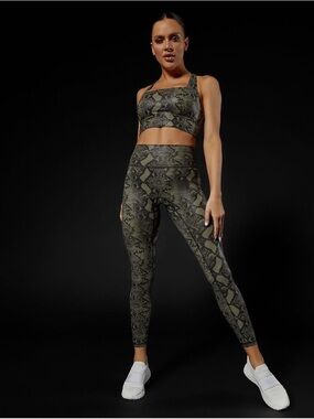 Buffbunny Rebel Leggings Snake Print